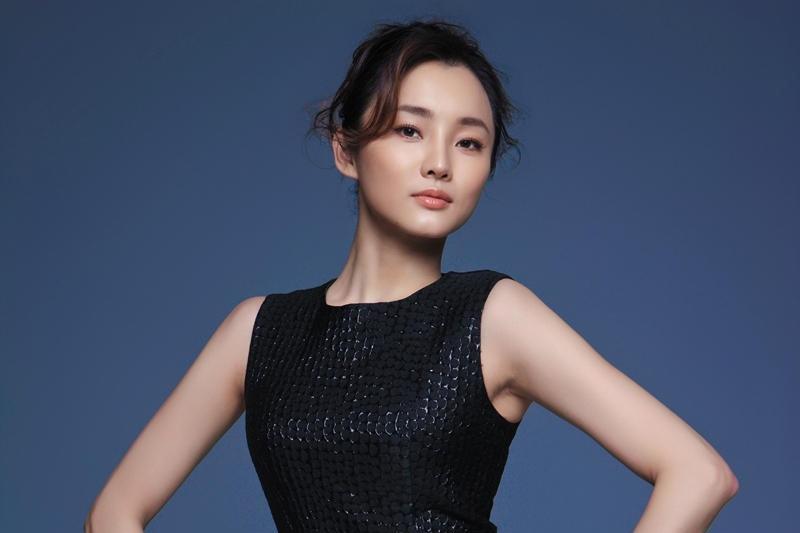  p>刘芊含,出生于广西壮族自治区,中国内地女演员,毕业于中央戏剧学院