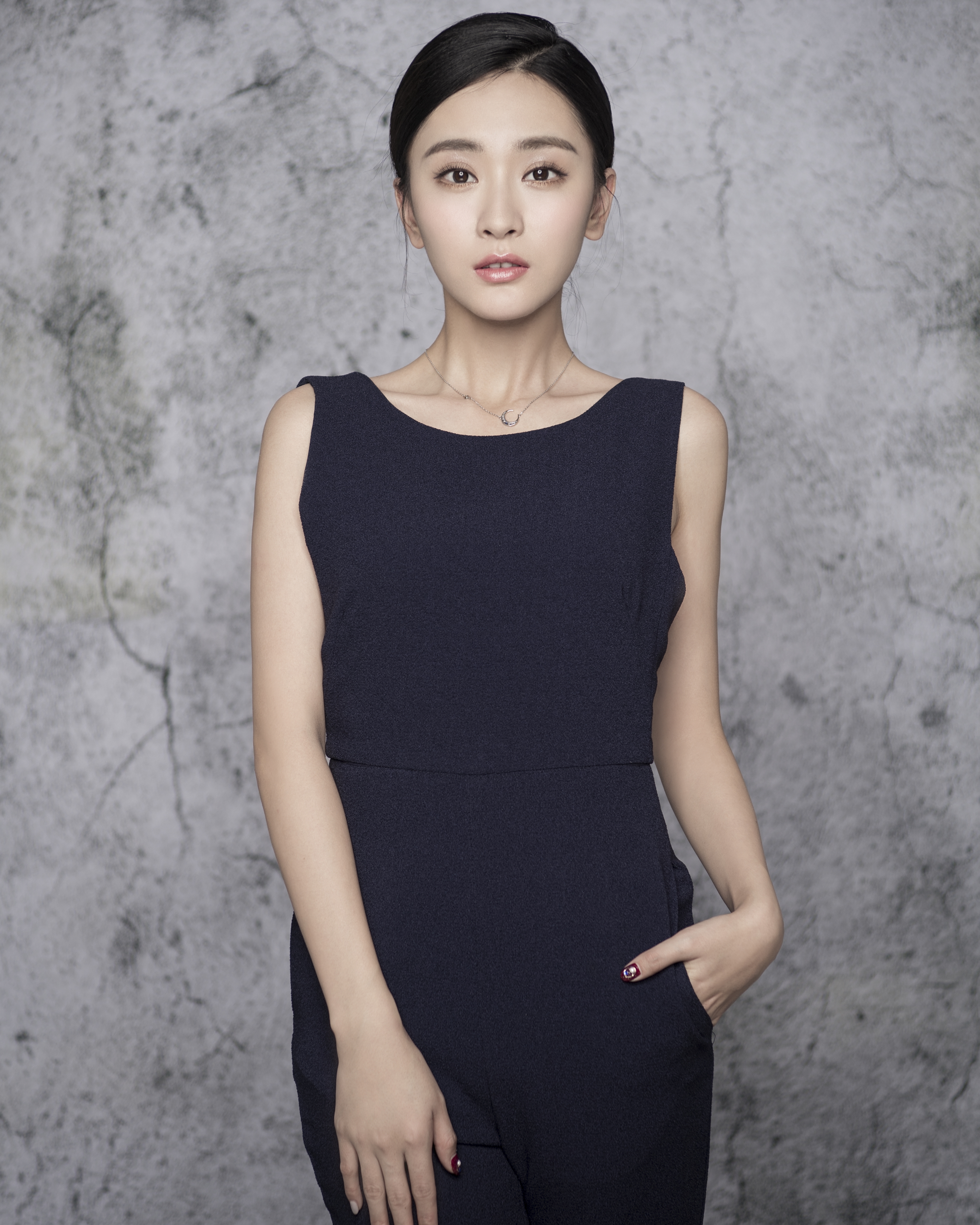 ">李佳怡,8月6日出生于云南省,中国内地影视女演员 /span> /span> su