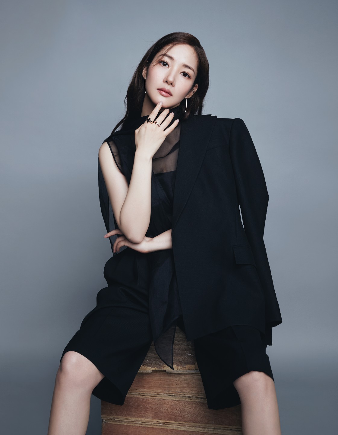 park min young) /i>,1986年3月4日出生于首尔特别市,韩国女演员