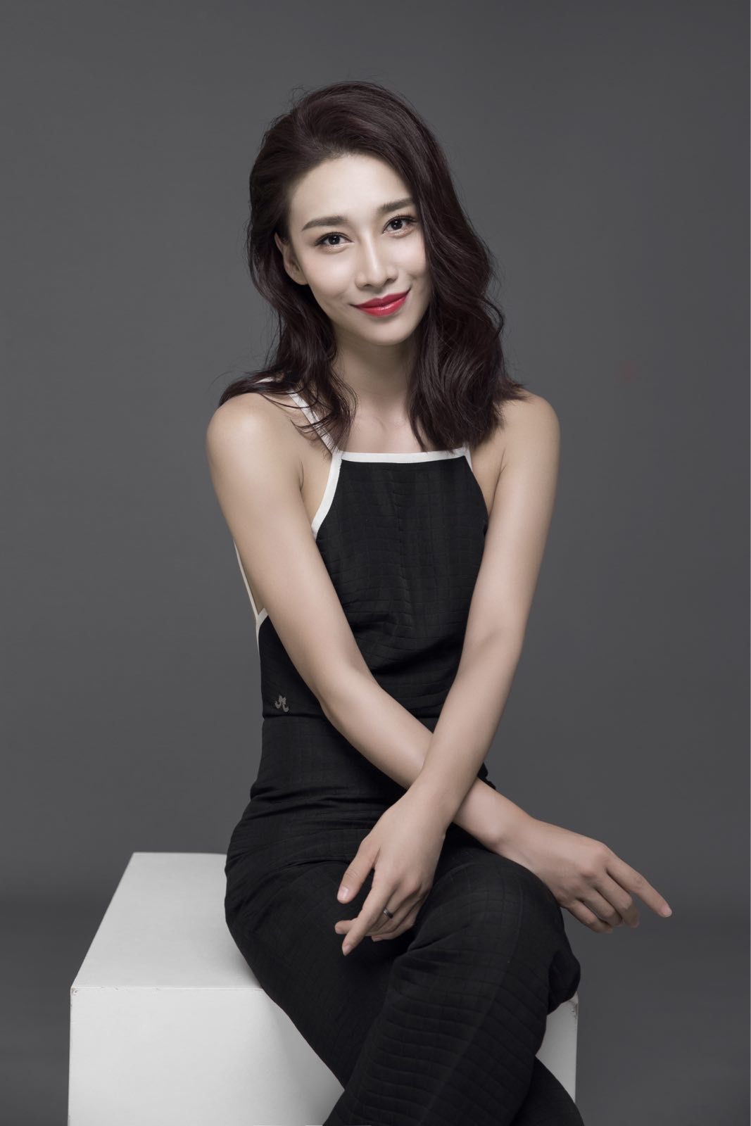  p>吴蕊含,吉林长春人.大陆女艺人,演员,平面模特,青年舞蹈家.