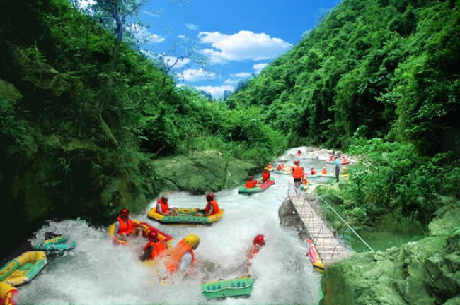  p> a href="#" data-lemmaid="75140">恩平 /a>岑洞峡谷漂流旅游区
