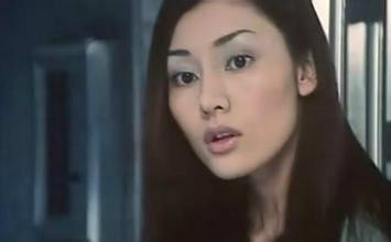  p>电影《爱情白面包》是嘉历仕制作有限公司出品的爱情喜剧片.