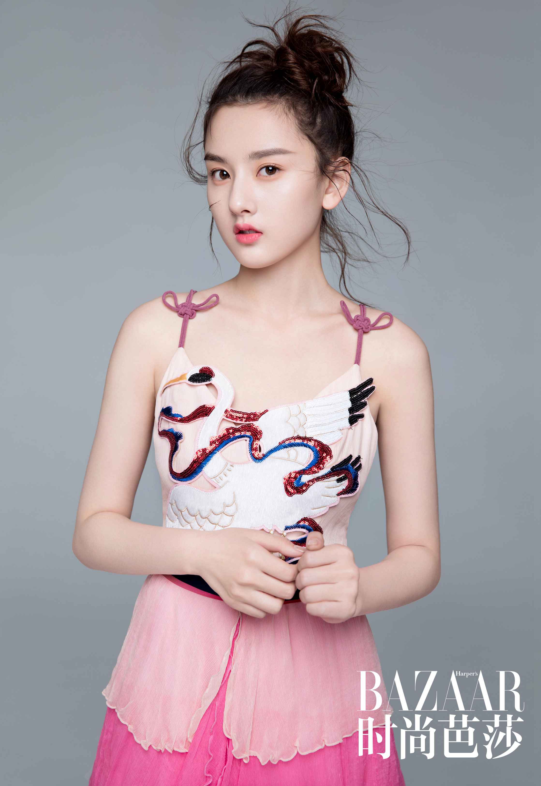  p>宋祖儿,原名孙凡清,1998年5月23日出生于天津市,中国内地影视女