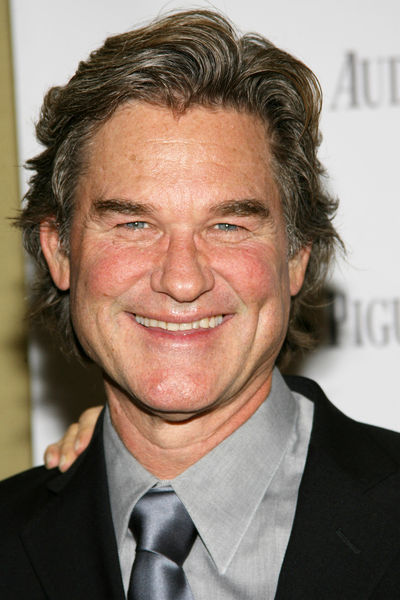  p>库尔特·拉塞尔(kurt russell),1951年3月17日出生于美国马萨诸塞