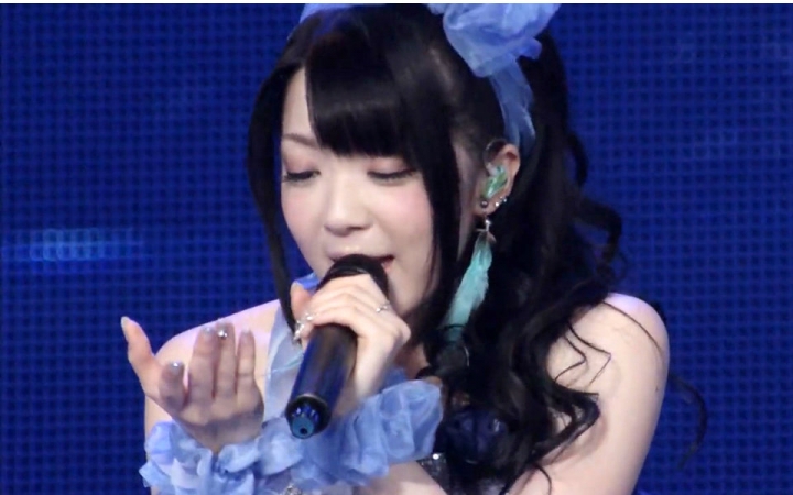 中山怜香 b>, /b>日本女 a target="_blank" href="/item/歌手/16693"