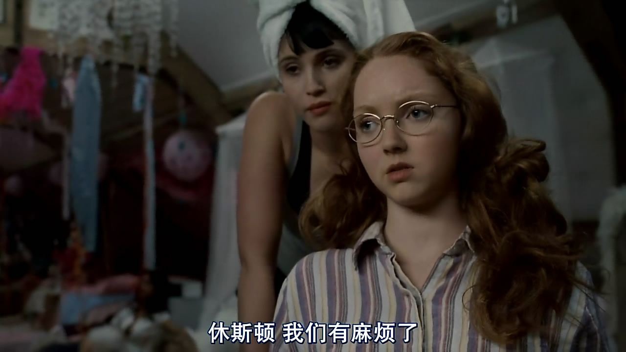  p>《新乌龙女校》是由 a target="_blank" href="/item/奥利弗·帕克