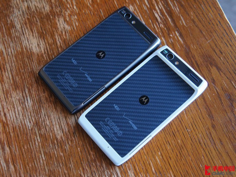 摩托罗拉的razr xt910