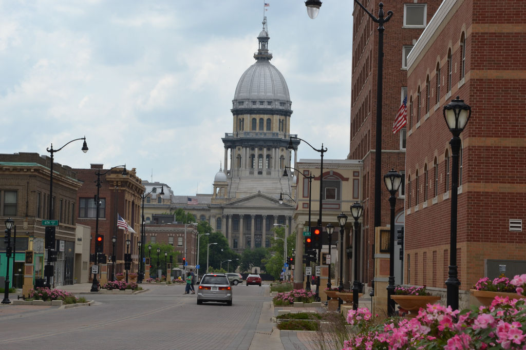  p data-id="gnwsqmti7z">斯普林菲尔德(springfield)是美国马萨诸塞