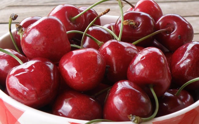  p>荣成大樱桃,山东省威海市 a target="_blank" href="/item/荣成市