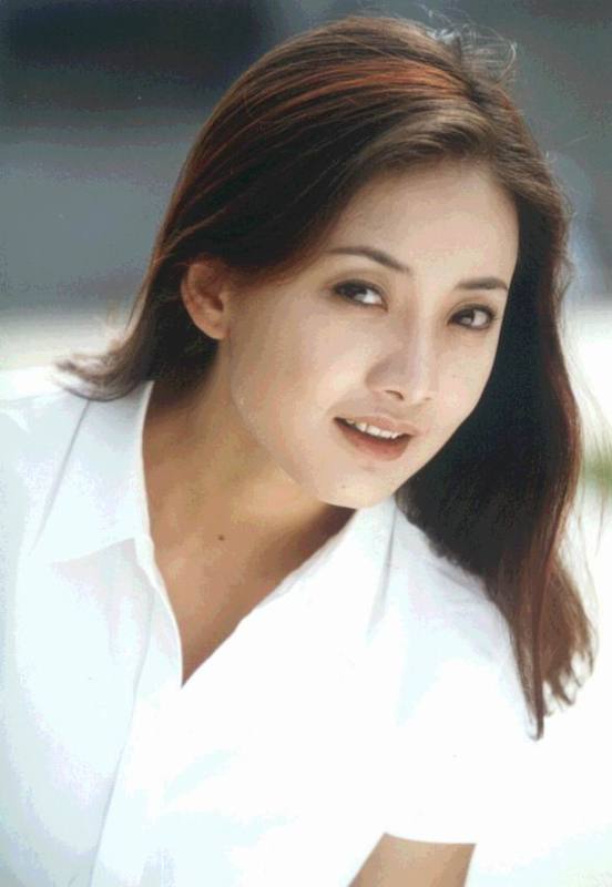 中国空军电视艺术中心女演员.