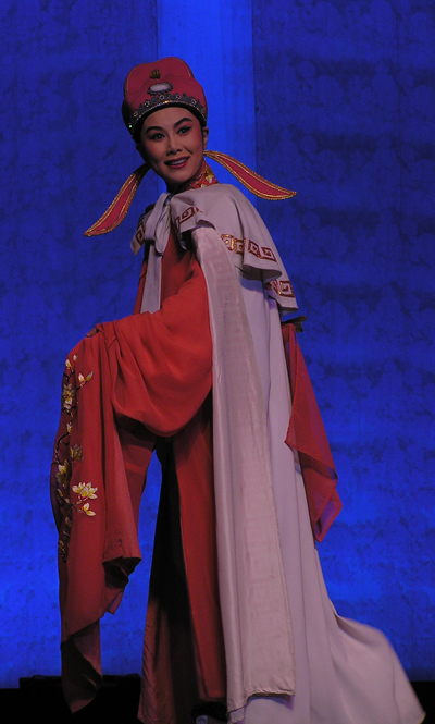  p data-id="gnwikppwq8">魏春芳,1991年从艺,师承越剧 a target="