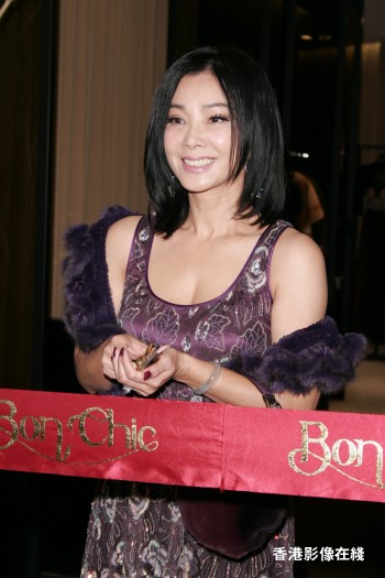  p>陈美凤,女,1956年7月1日出生于中国台湾省,知名演员,歌手,主持人.