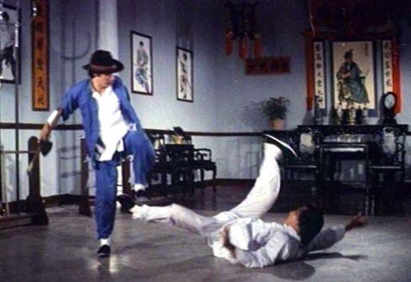  p>《鬼马功夫》又名《奇招怪腿》,是 a href="#" data-lemmaid="