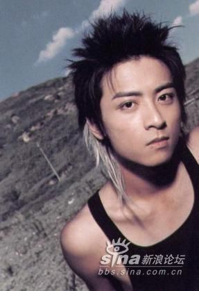  p>郭苇昀,1981年10月2日出生于 a target="_blank" href="/item/台湾