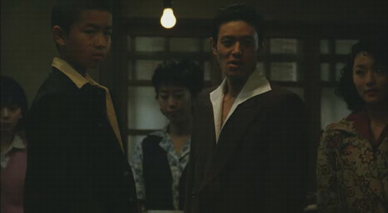  p>《血与骨》是由松竹映画发行的140分钟剧情影片.
