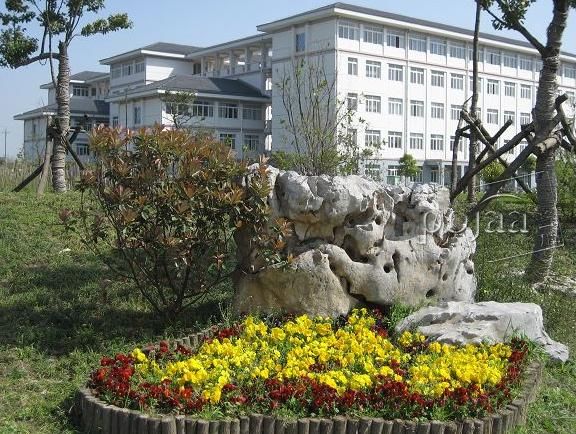 江海职业技术学院(jianghai college)位于中国历史文化名城江苏省扬州