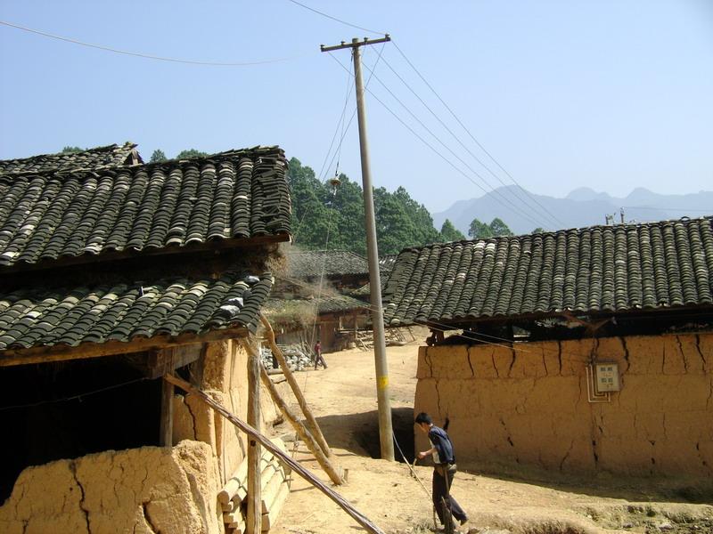  p>五祖沟下村隶属于云南省文山州丘北县官寨乡秧补行政村,属于半山区