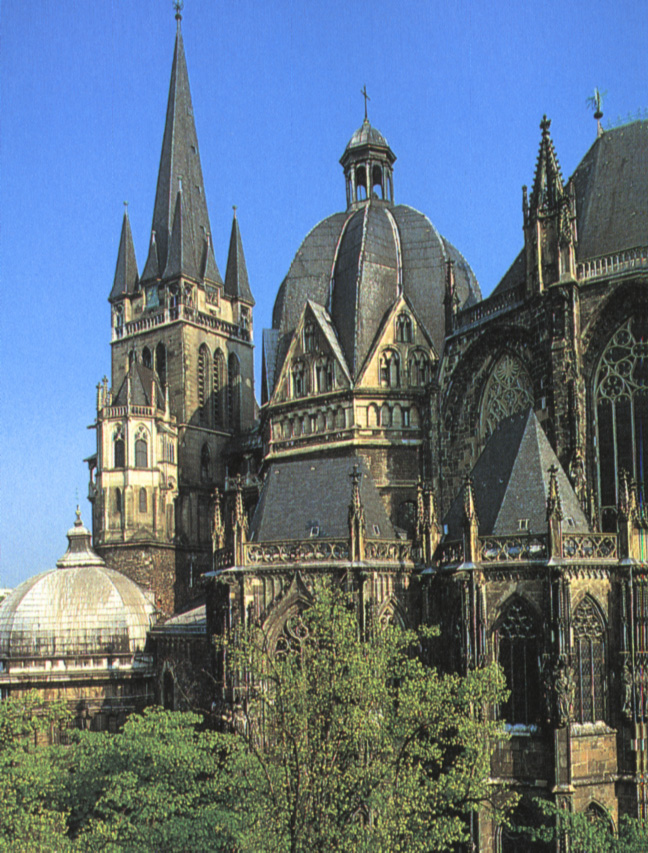  p>亚琛大教堂 (aachener dom) 于 1978 年正式被列入联合国教科文