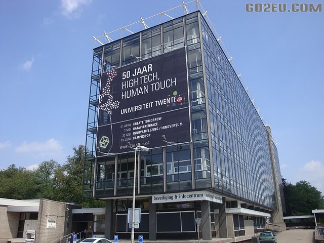  p>特文特大学(英文:university of twente;荷兰语:universiteit