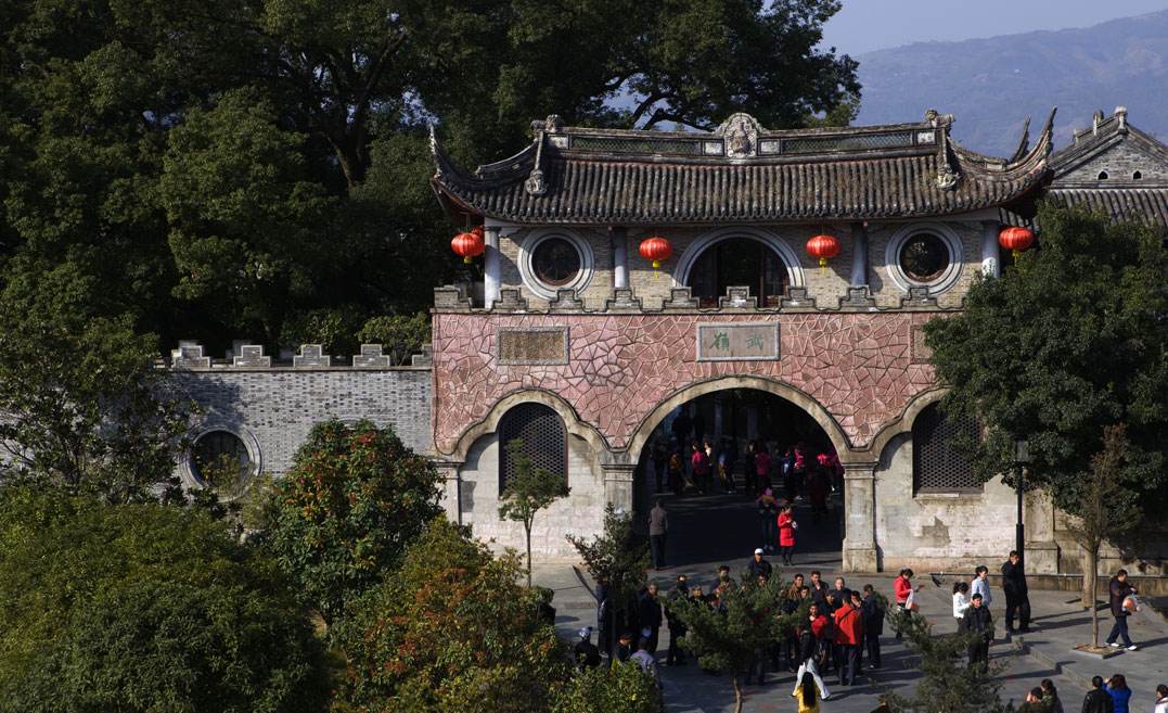 ">武岭门,位于 a target="_blank" href="/item/浙江">浙江 /a>奉化 a