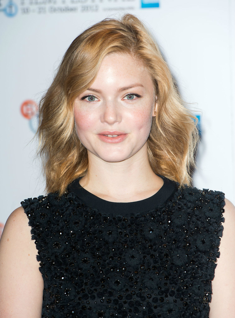  p>荷丽黛·格兰杰 i>(holliday grainger) /i>,1988年3月27日生于