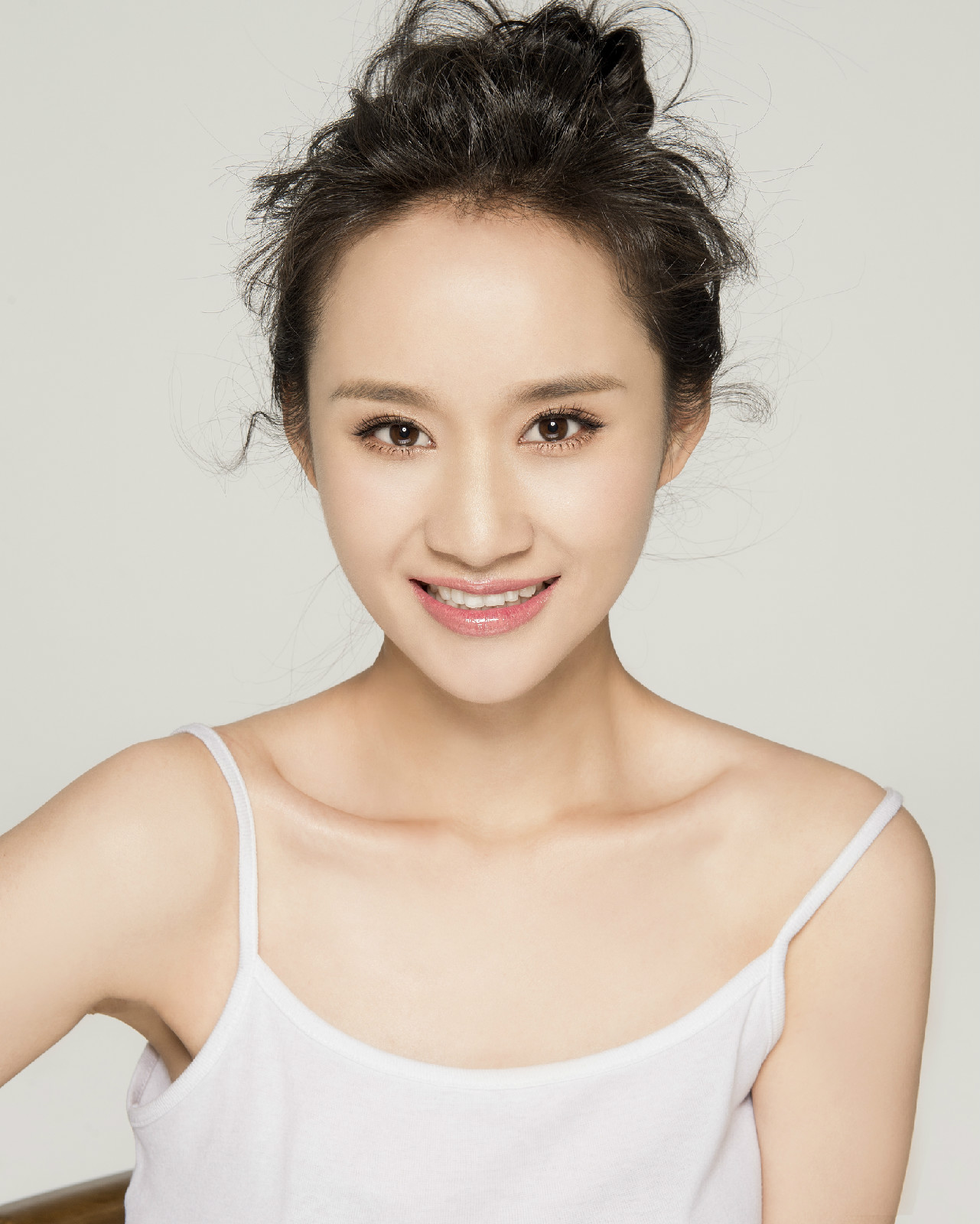  p>叶子(陈梓颖),中国内地女演员, 云南玉溪人,毕业于 a target="