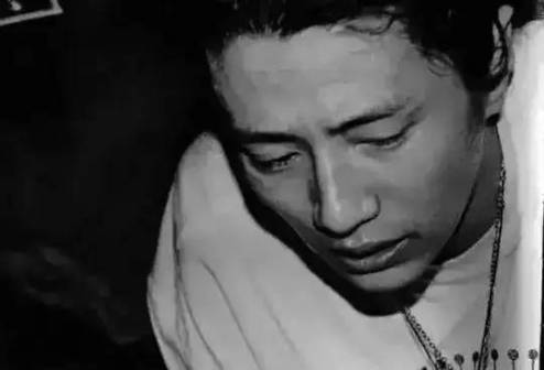 郑钧（中国内地摇滚乐男歌手）_百度百科
