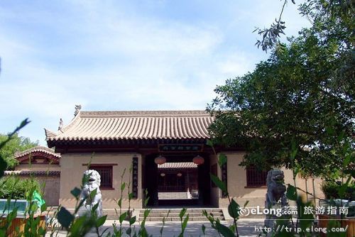  p data-id="go0d3fyubf">将军府(generals palace)原本指古代将军的