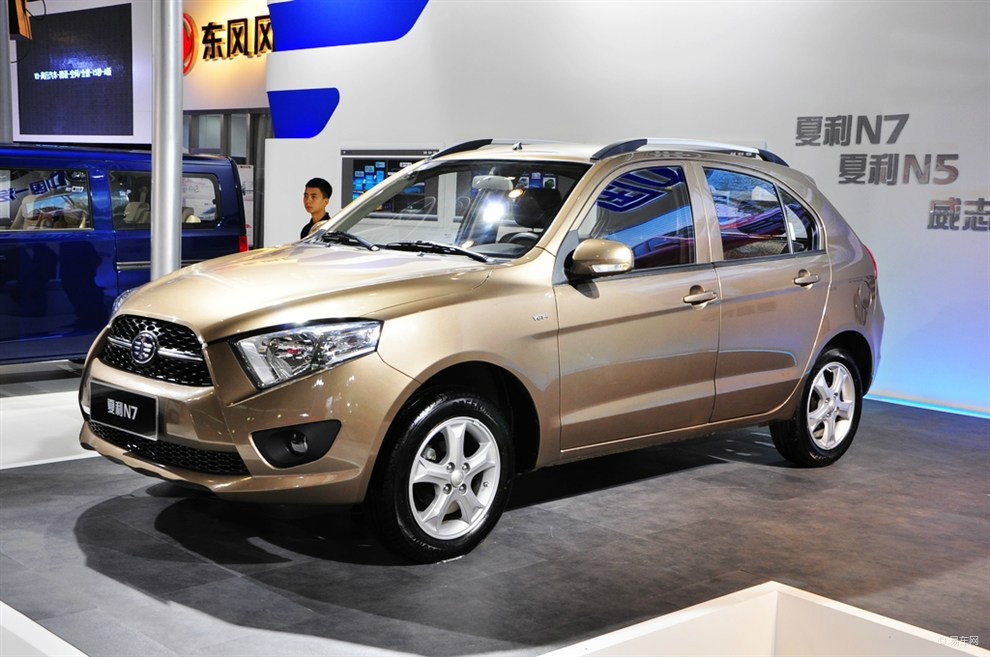 关于夏利suv车型大全的信息