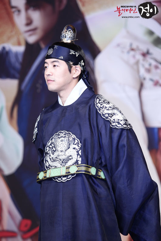  p>《火之女神井儿》(                    )是韩国mbc电视台出品的月