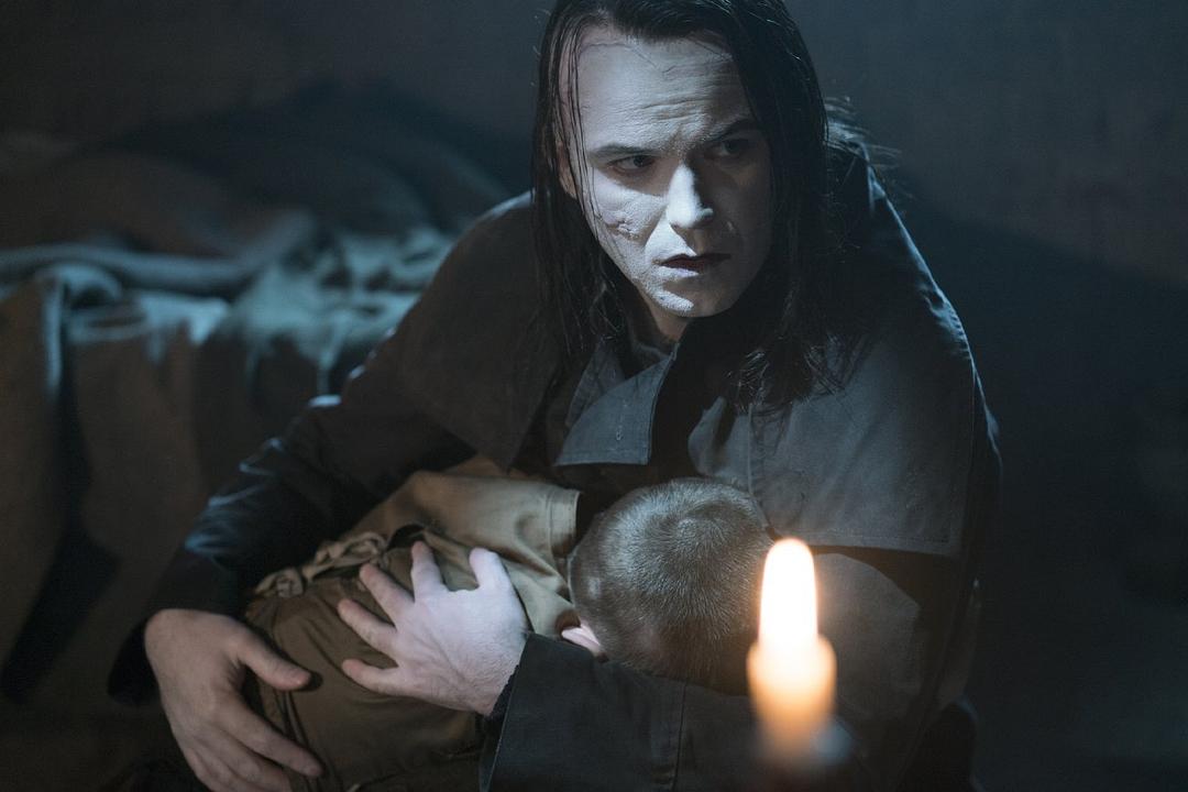  p>《低俗怪谈第三季》是由 a href="#" data-lemmaid="18772325">