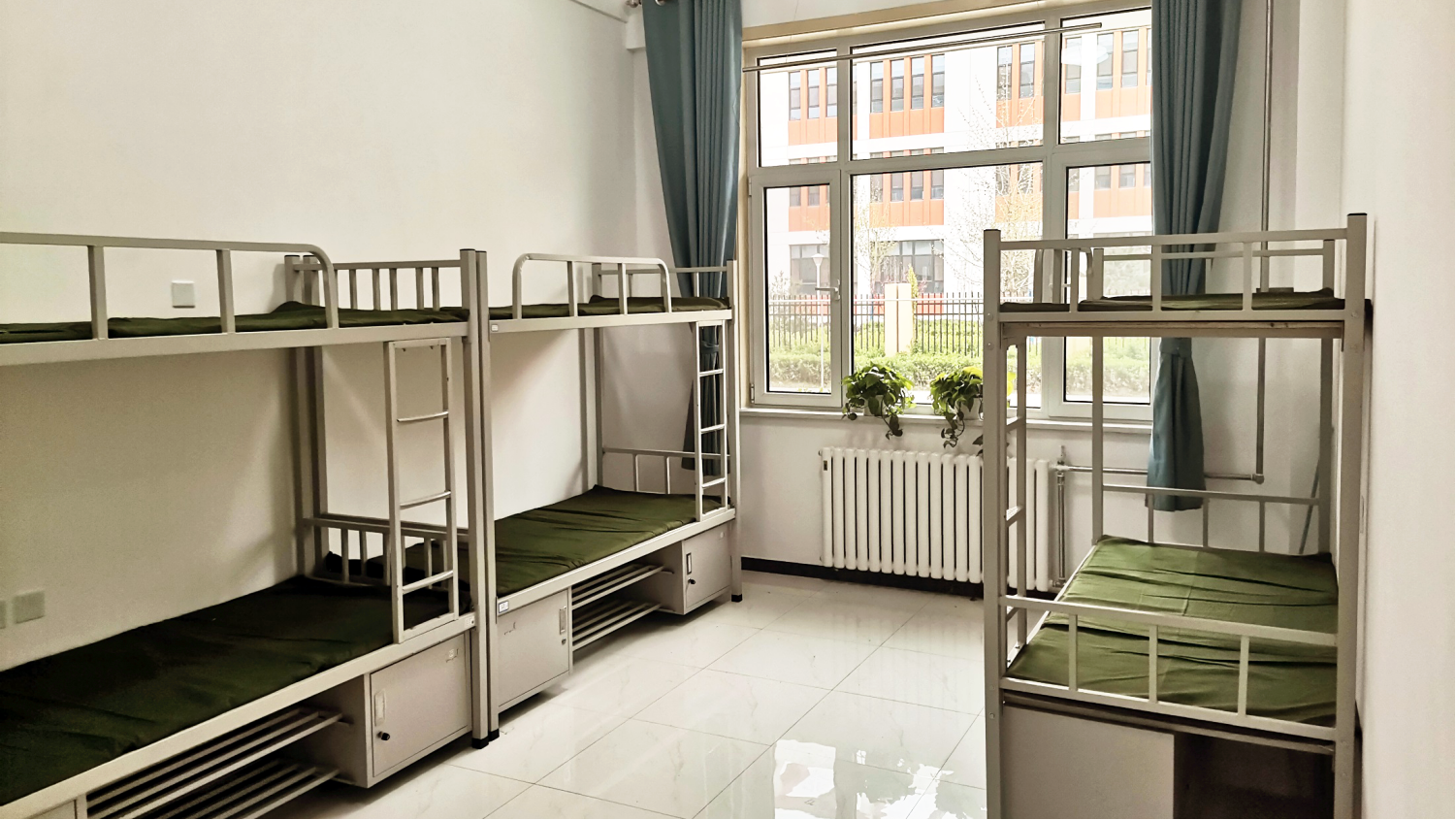 保定市长城高中