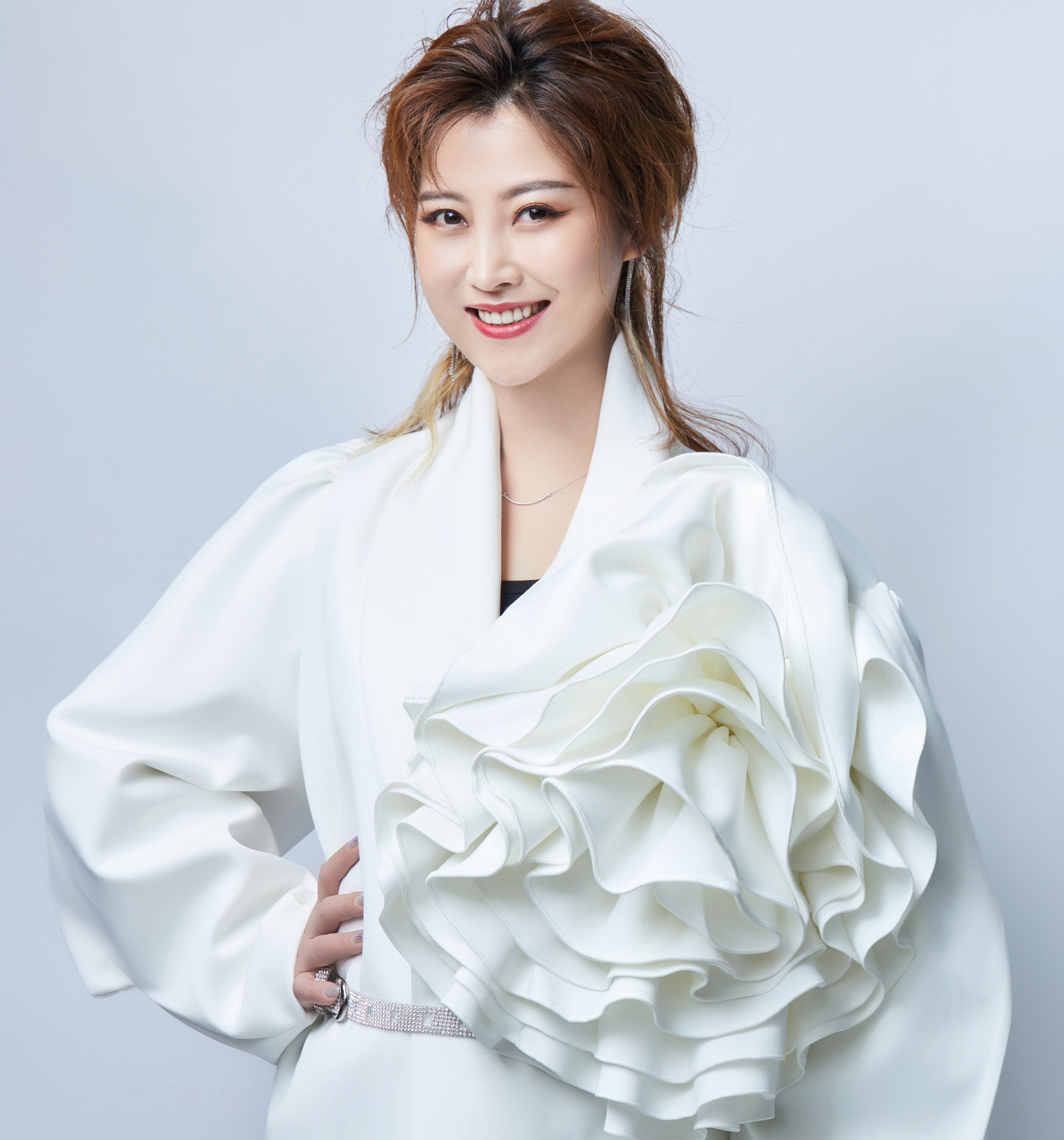 ctrid="tuk5ty9cvgue">蓝琪儿,11月1日出生于河北,中国内地女歌手