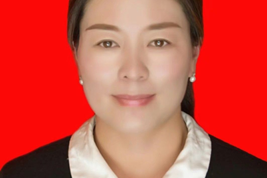  /p> p>现任四川省甘孜州得荣县委常委,常务副县长,三级调研员. /p>