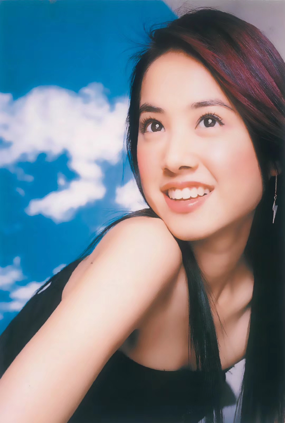 >《lucky number》是 a target="_blank" href="/item/蔡依林/138122"