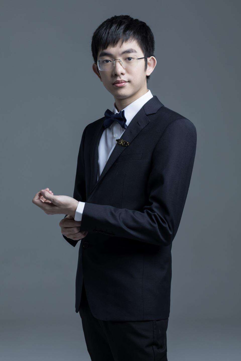  p>李炫君,1998年8月28日出生于广东 a target="_blank" href="/item