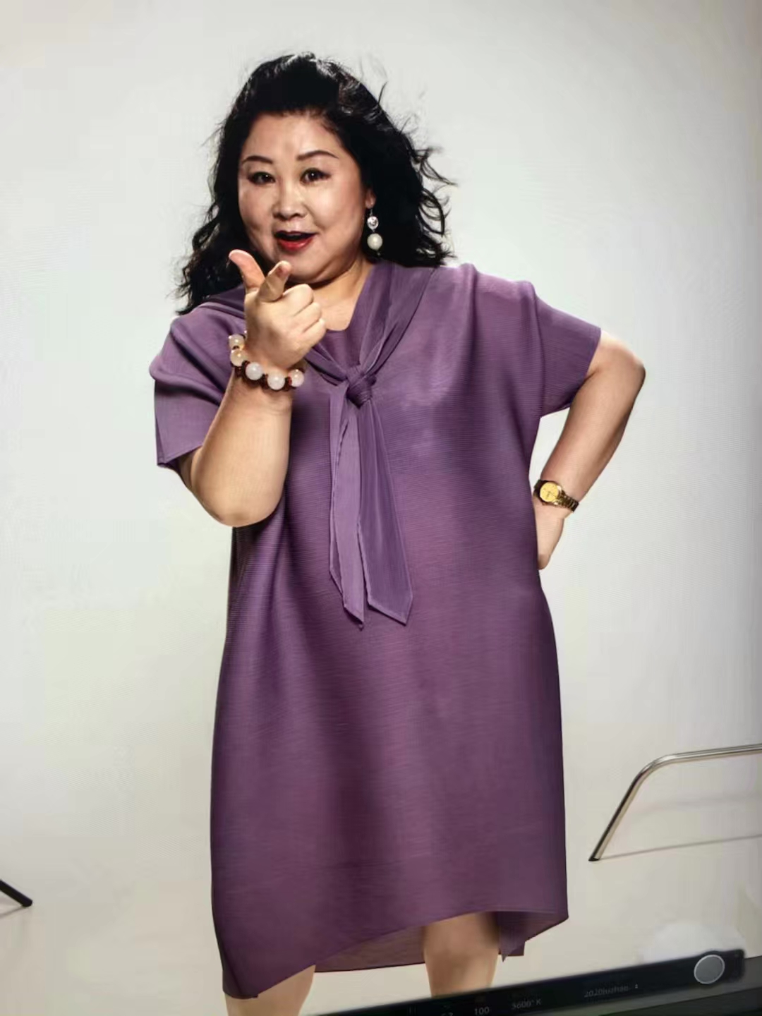  p>冯玉香(别名:胖姐),中国内地影视女演员,1969年9月7日出生于山东