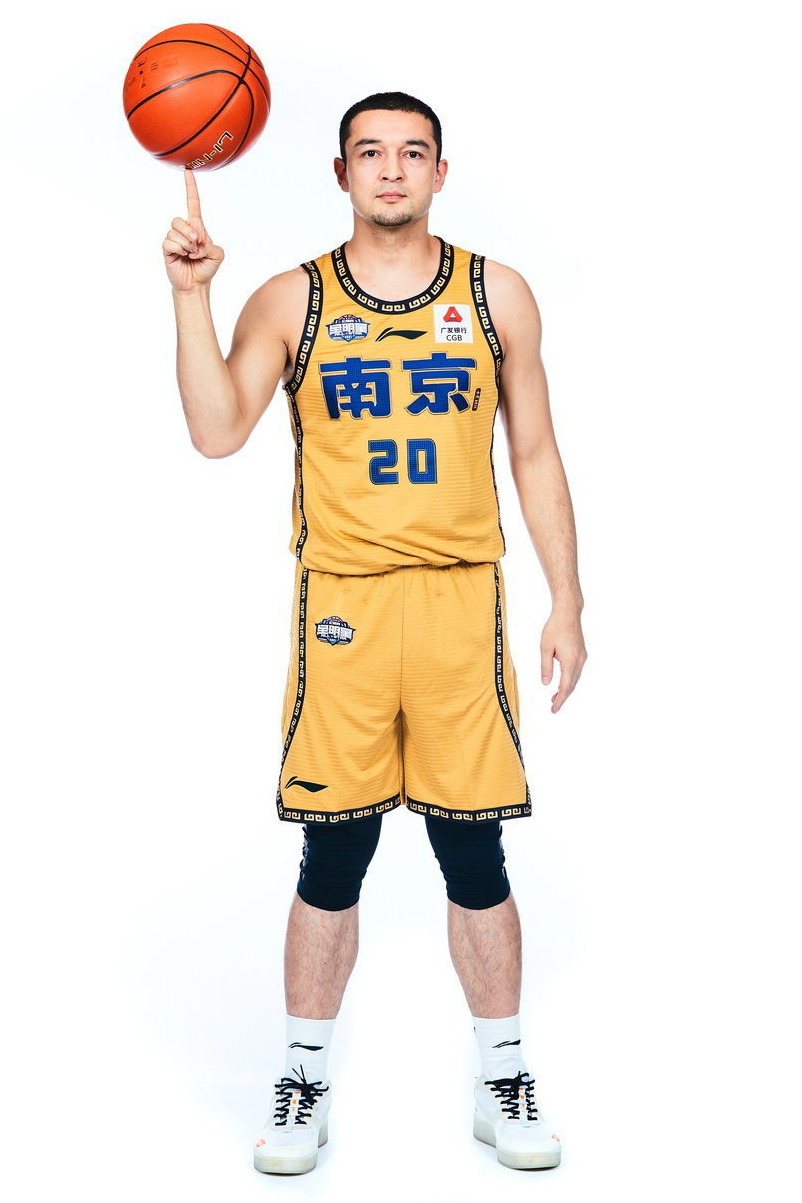  p>西热力江·木合塔尔,1991年1月4日出生于新疆喀什,中国篮球运动员