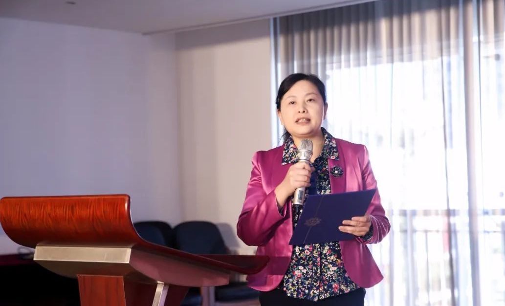 胡秀英 全网资源