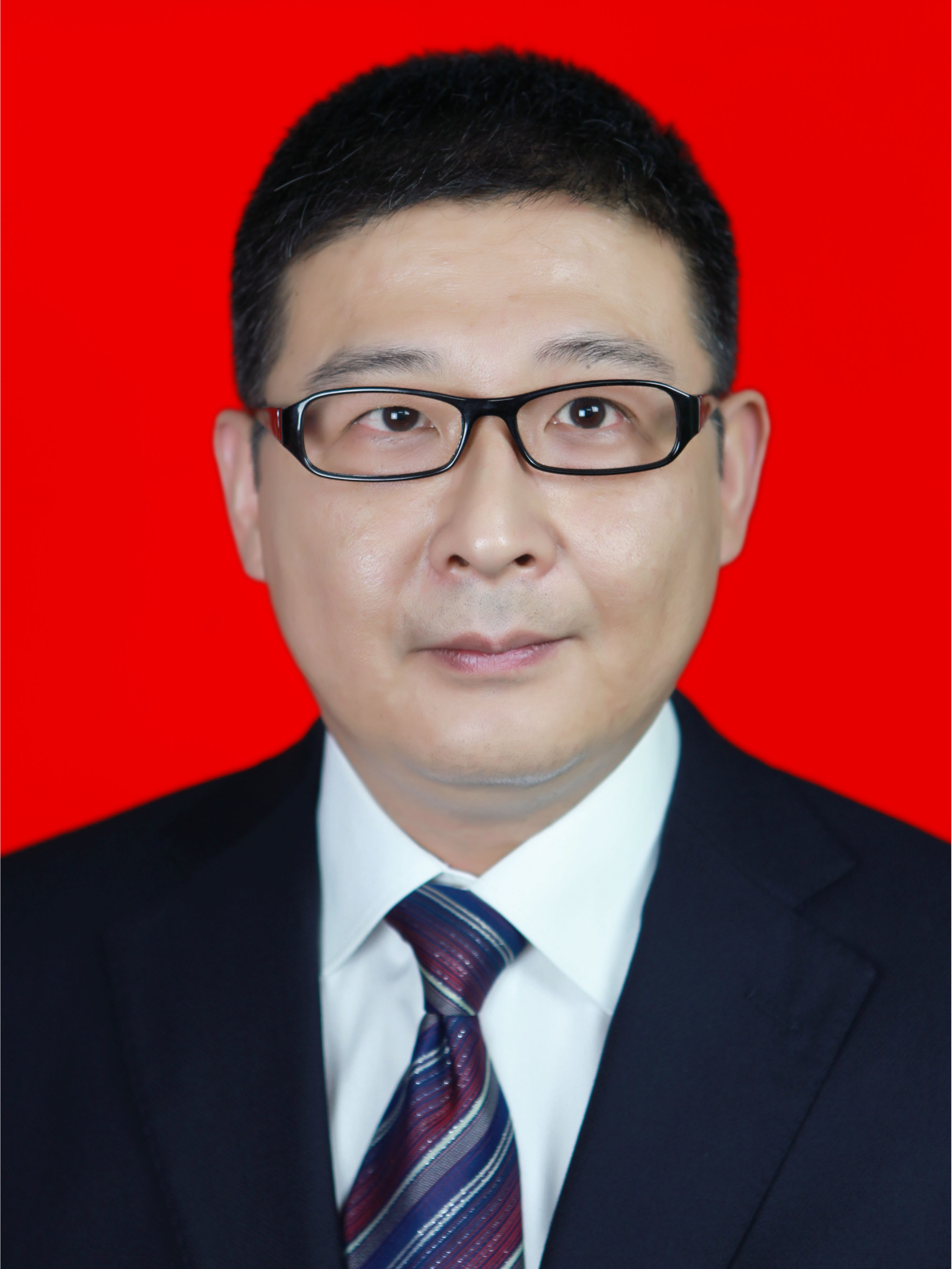 男,汉族,1976年7 月生,中共党员,现任重庆市奉节县永乐镇党委书记