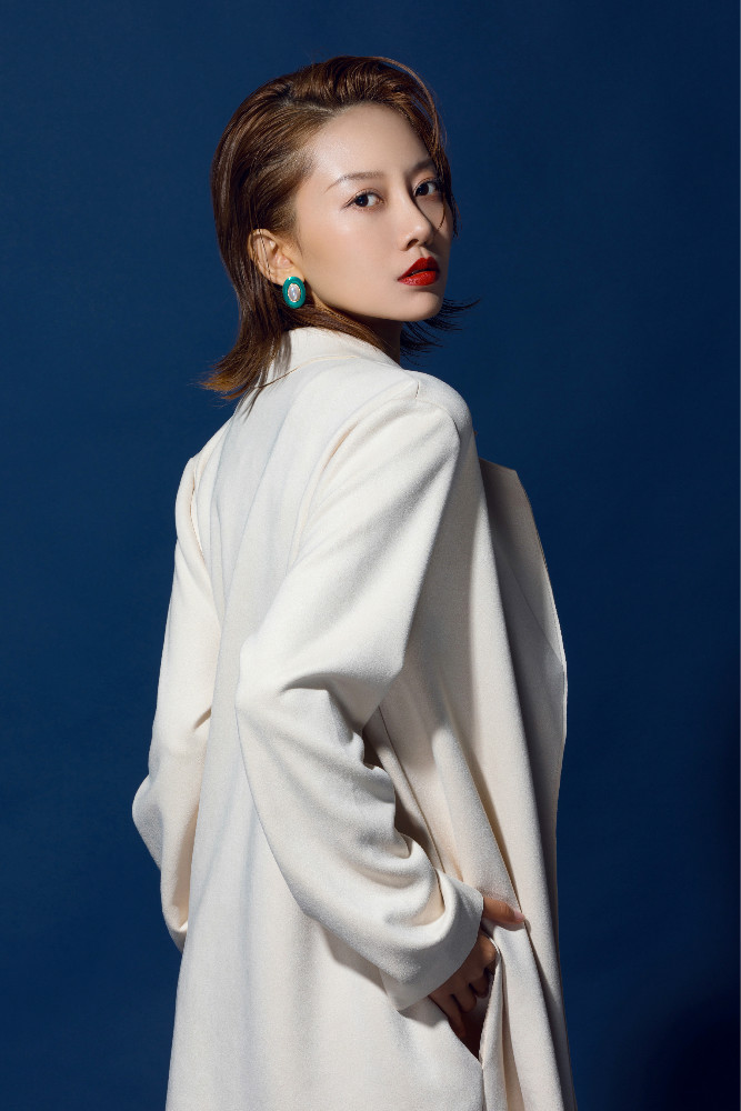 出生于辽宁省沈阳市,中国内地影视女演员