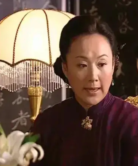 金太太是电视剧《 a target="_blank" href="/item/金粉世家/9285085"