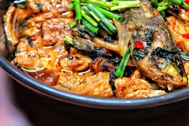 黄骨鱼焖豆腐