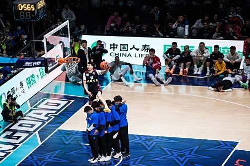 陈登星人物照