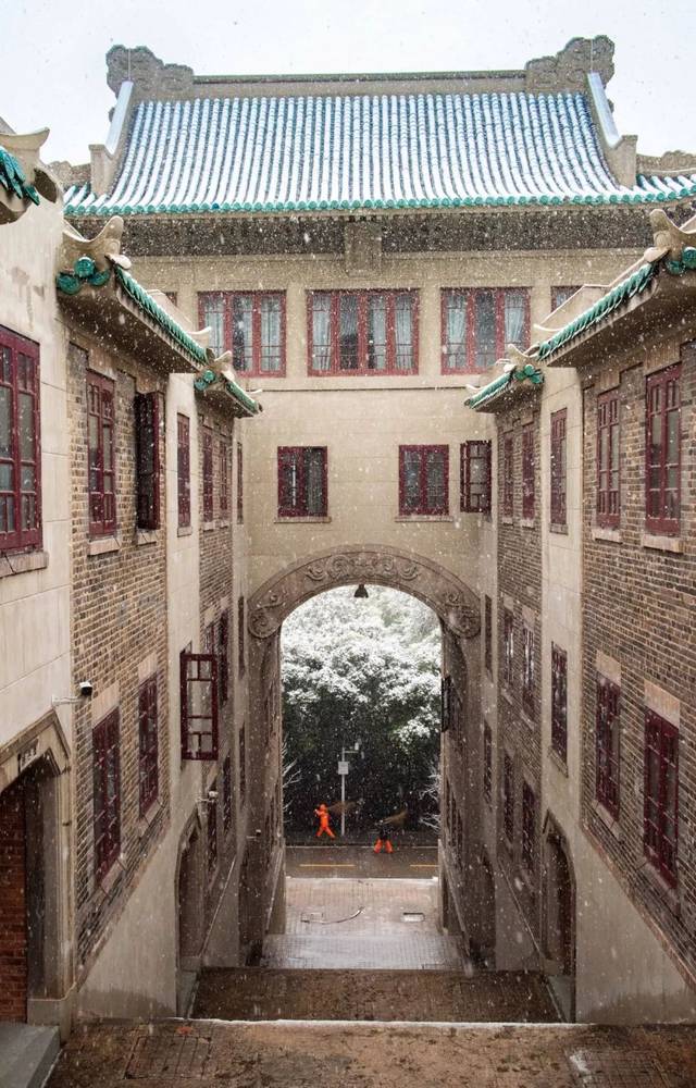 人ѧѧԺַ_人ѧԺУַʲôط_人ѧԺУֲ