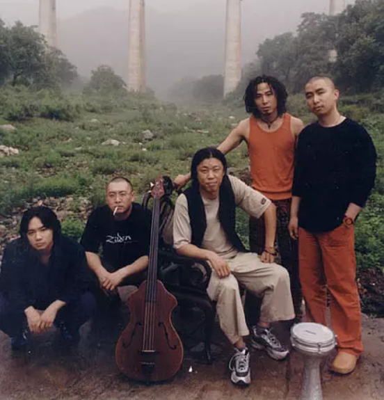  p>《第二册》是 a target="_blank" href="/item/子曰乐队/1514303"