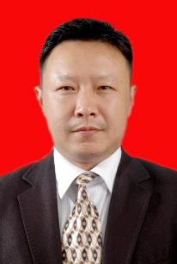 现任湖南省湘潭市岳塘区农业农村局党组副书记,区委农村工作办公室