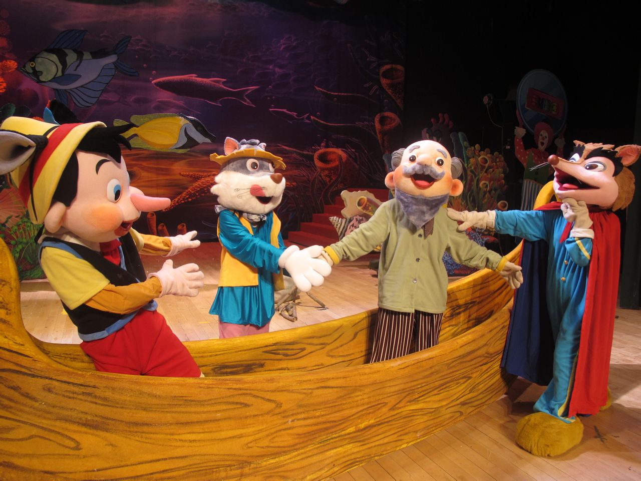 北京丑小鸭艺术团