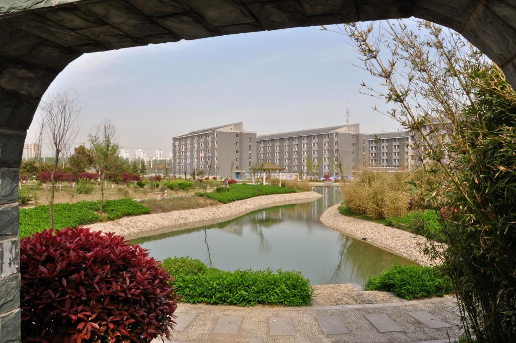  p>安徽涉外经济职业学院(anhuiinternational economy college)坐落