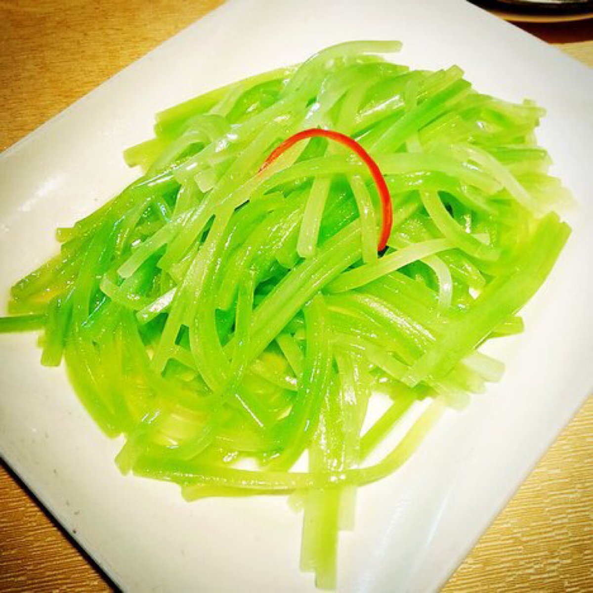 炒鲜莴笋